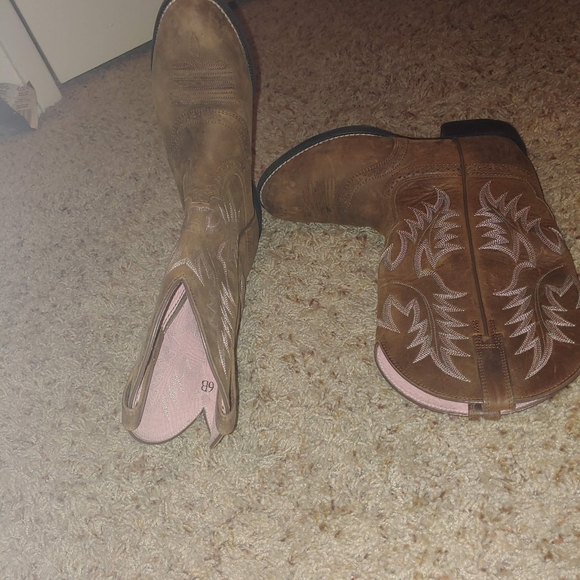 Cowgirl boots - Picture 2 of 5